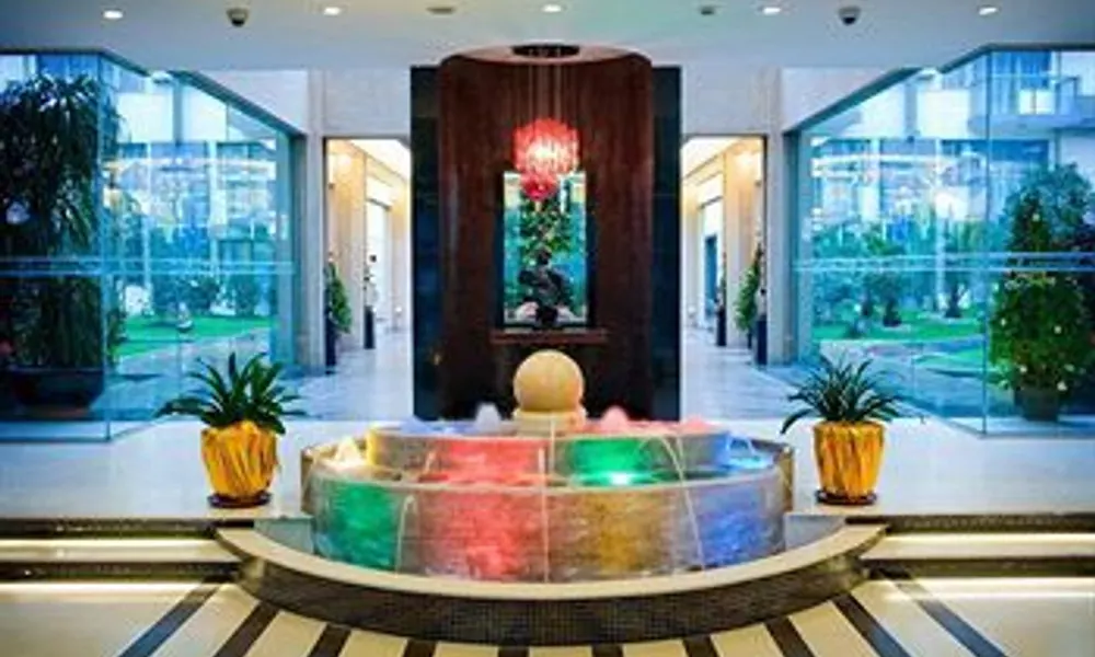 J. Real Residence Suites, фото 5