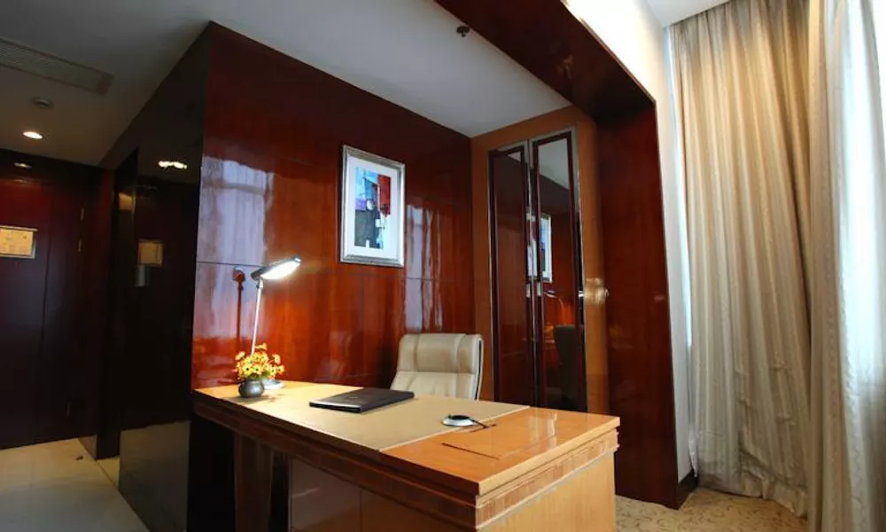 Ramada Plaza Peace, фото 3