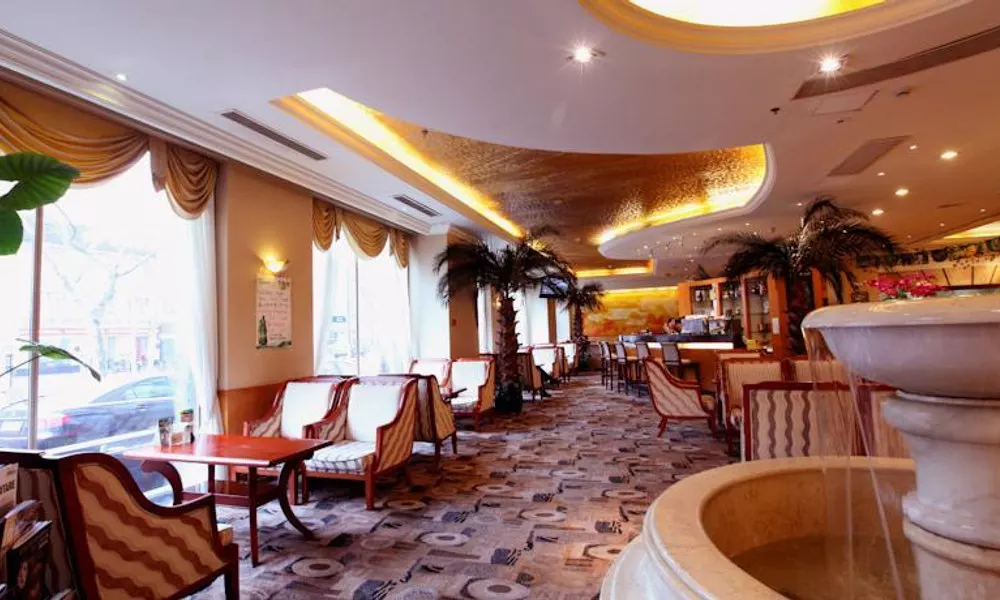 Ramada Plaza Peace
