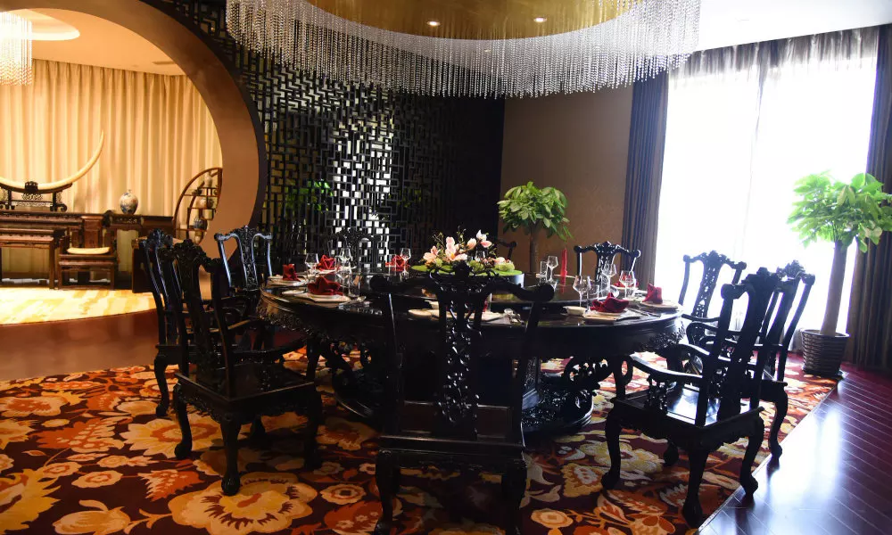 Royal International Hotel, фото 2