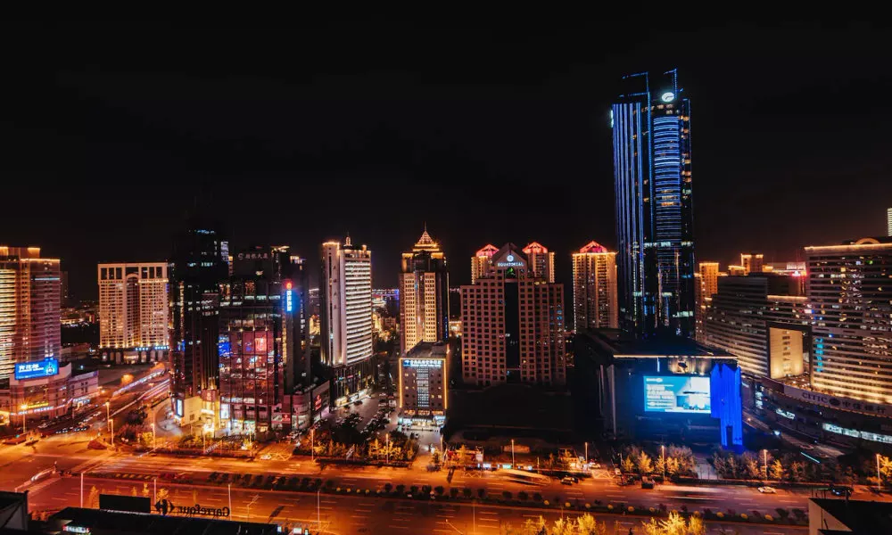 Holiday Inn Qingdao City Center, an IHG Hotel - May 4th Square, фото 2