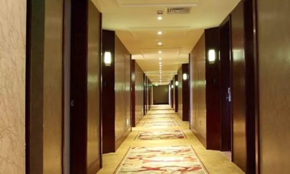 Royal International Hotel, фото 4