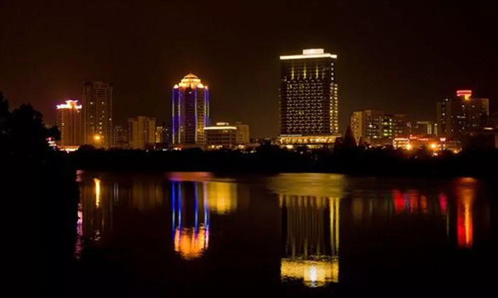 Le Parker International Hotel