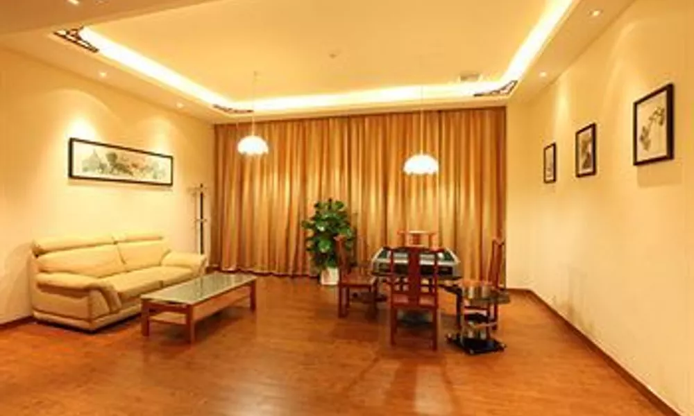 CEDAR HOTEL, фото 2