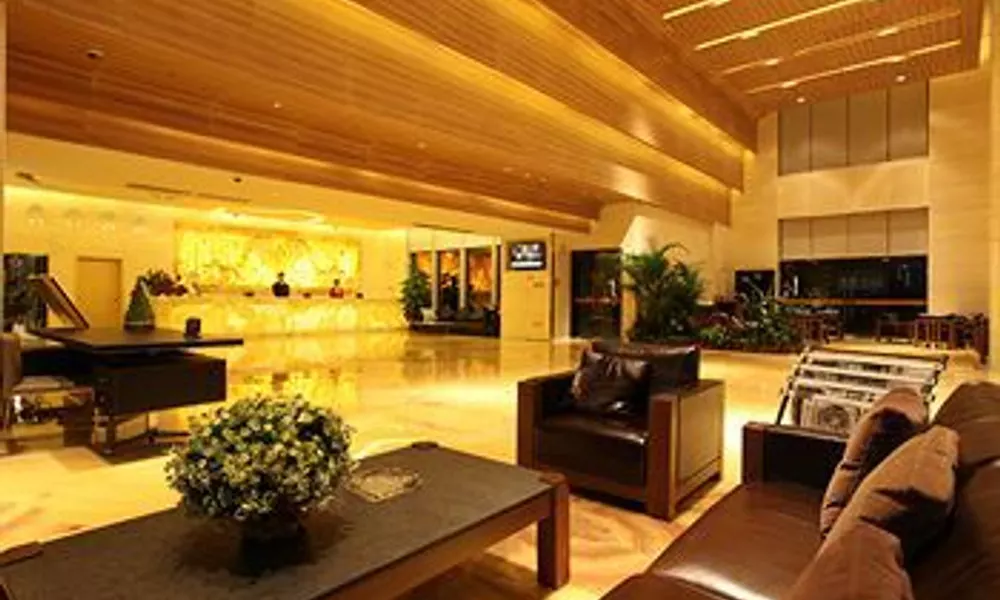 CEDAR HOTEL