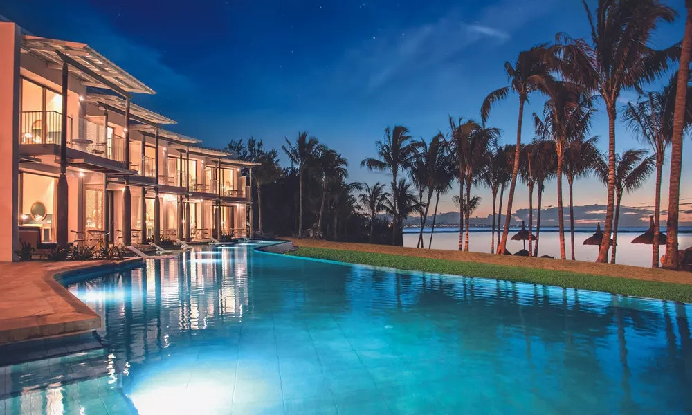 Victoria Beachcomber Resort & Spa