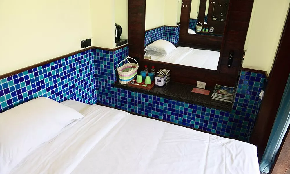 Yalong Bay Earthly Paradise Bird's Nest Resort
