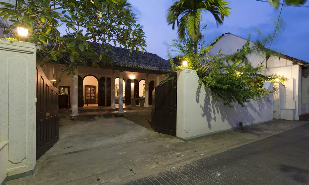 Ambassador's House - an elite haven