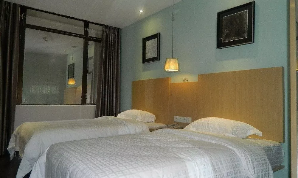 Sealy Hotel, фото 4