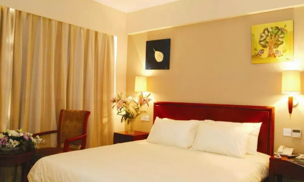 GreenTree Inn Beijing Guangmingqiao Express Apartment Hotel