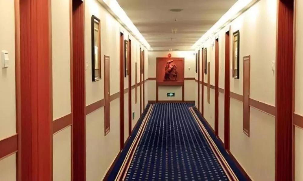 Golden Lustre Hotel, фото 5