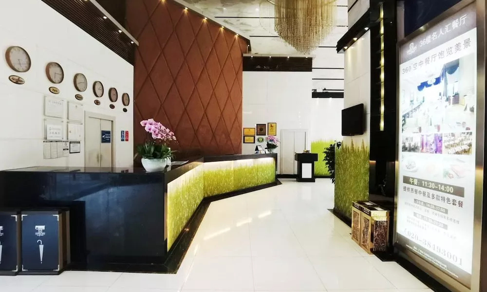 Majestic Hotel, фото 4