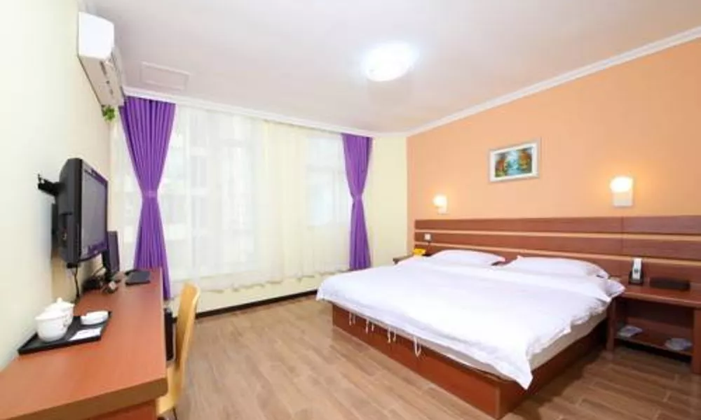 Bao Li Feng Hotel, фото 2