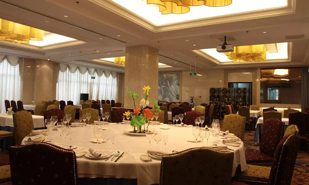 Wangfujing Royal Phoenix Hotel, фото 4