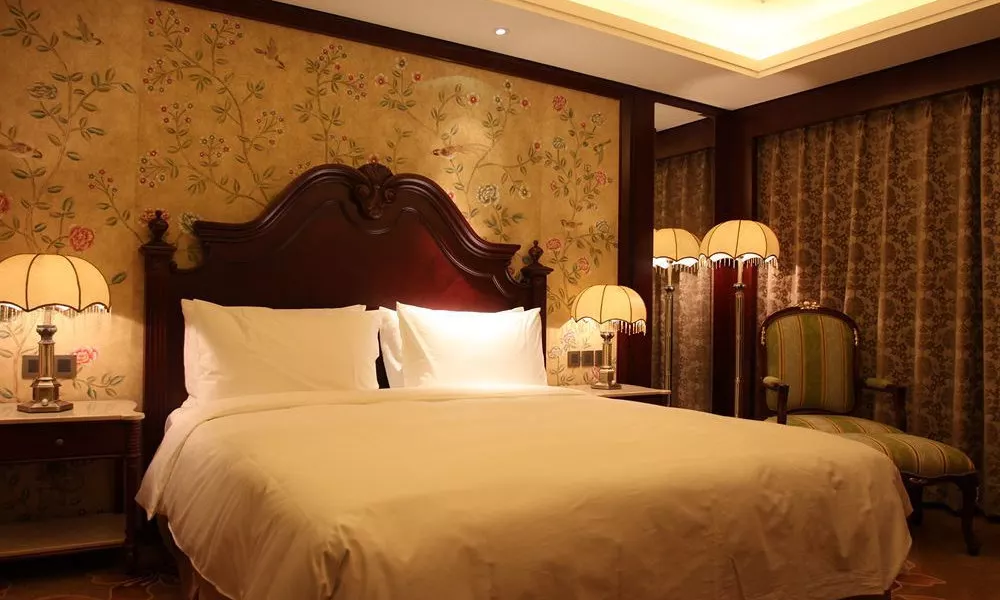 Wangfujing Royal Phoenix Hotel