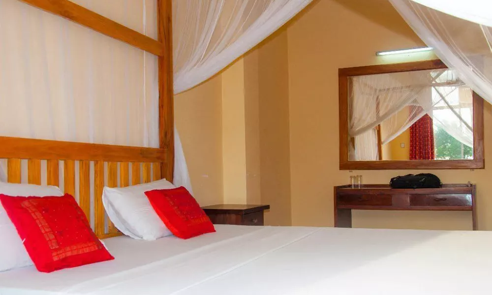 Marine Tourist Beach Guest House Negombo Beach, фото 3