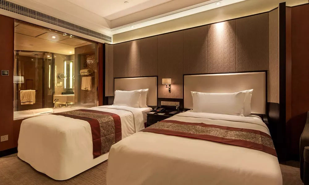 Howard Johnson Jinyi Hotel Chongqing, фото 2