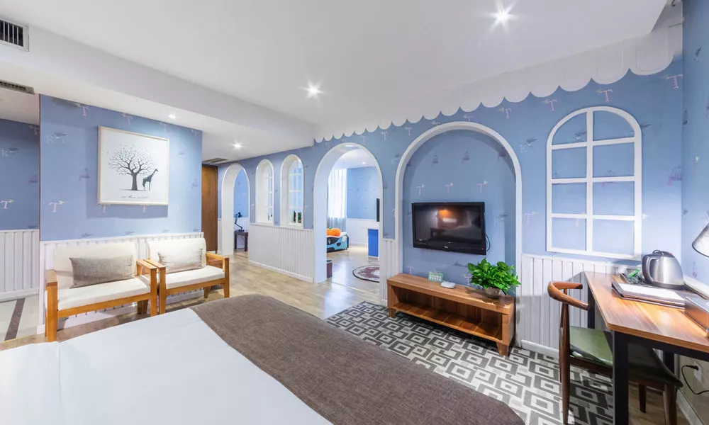 East Garden Hotel, фото 2