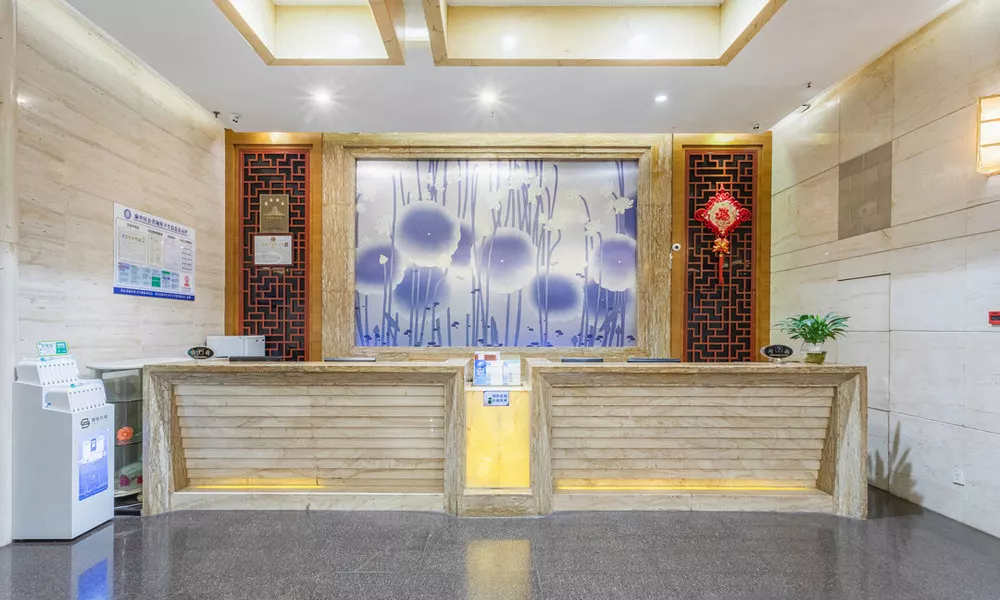 East Garden Hotel, фото 5