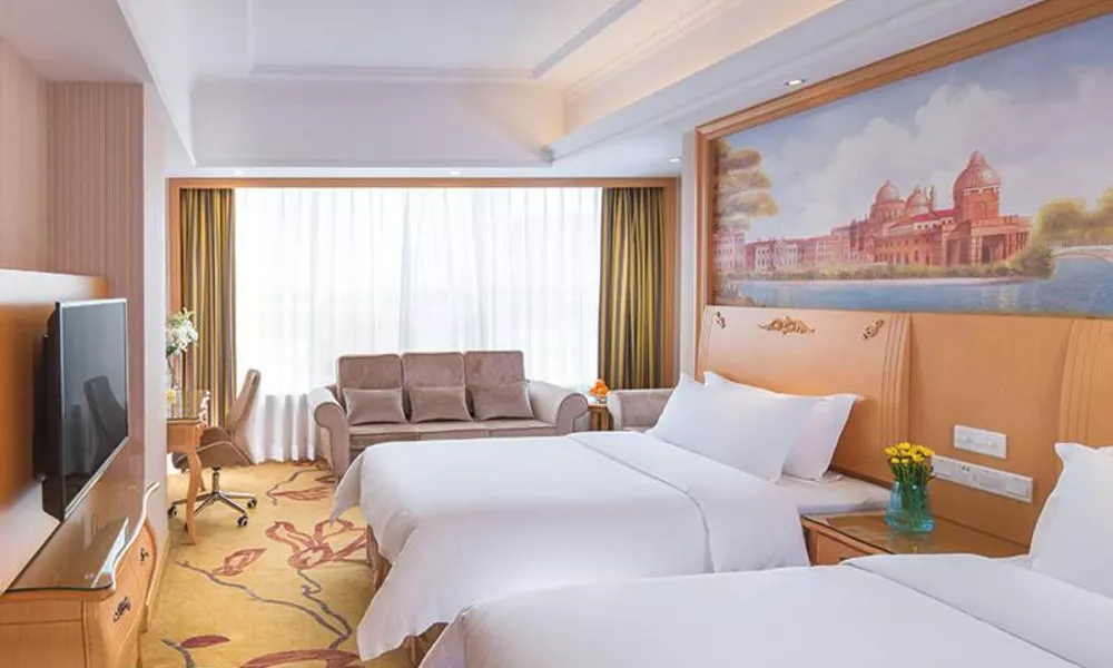 Vienna International Hotel Shenzhen Qianhai