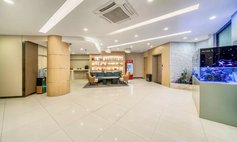 Vatica ShangHai International Tourist Resort Huaxia E Road Metro Station Hotel, фото 4