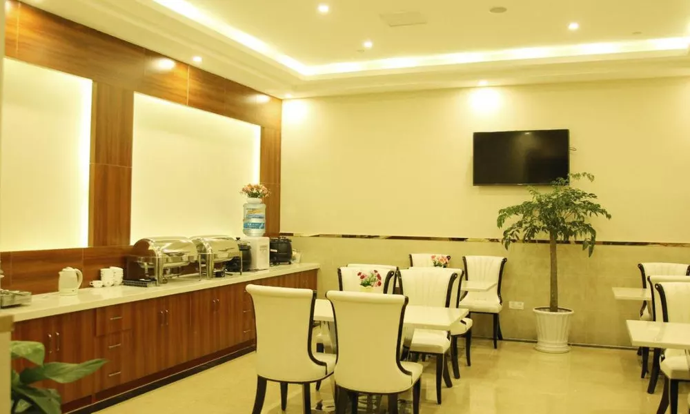 GreenTree Inn Shanghai Songjiang Xinqiao Jiuxin Road Express Hotel, фото 3