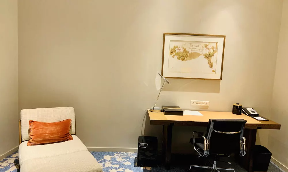 HUALUXE Shanghai Twelve at Hengshan by IHG, фото 4