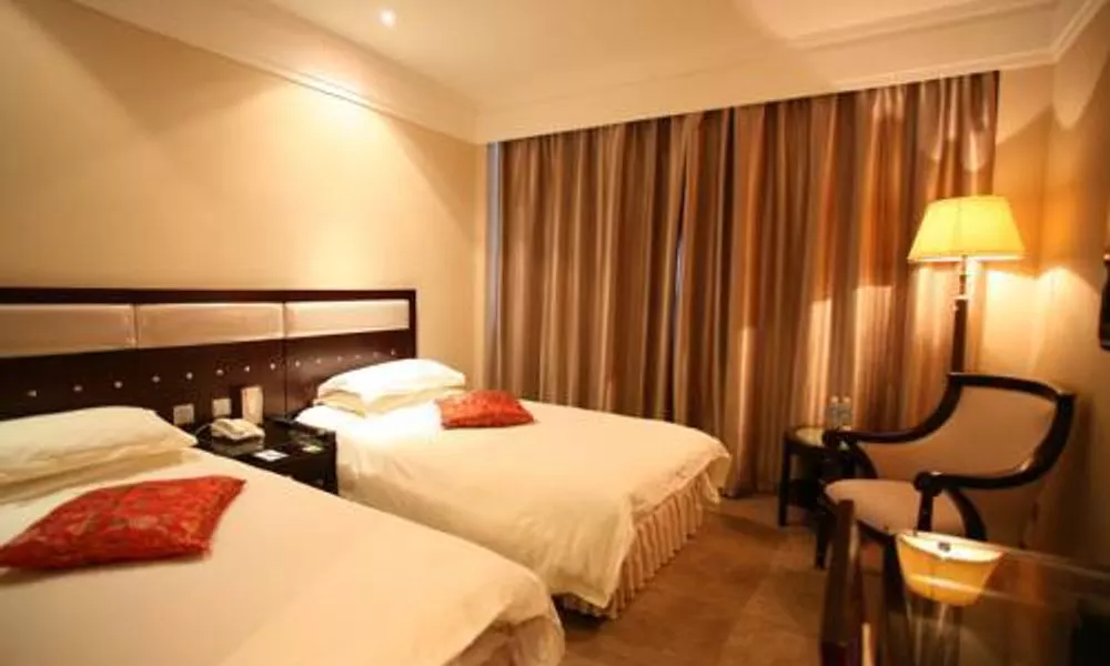 Holiday Inn Express Shanghai Changyang Road, фото 2