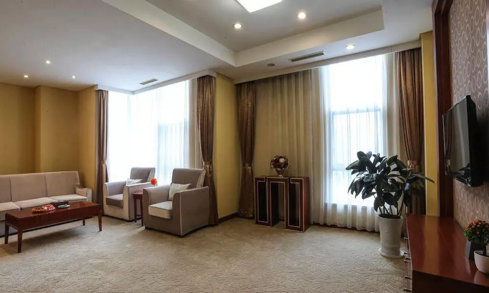Tianrun Jinwang Hotel, фото 2