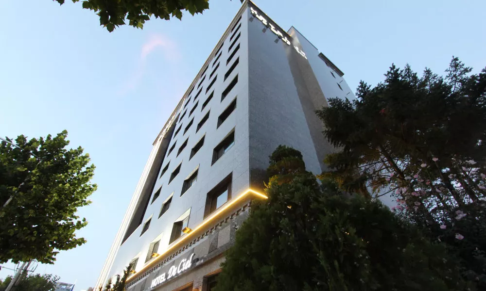 Hotel De Ciel
