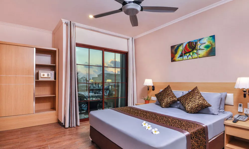 Triton Beach Hotel & Spa