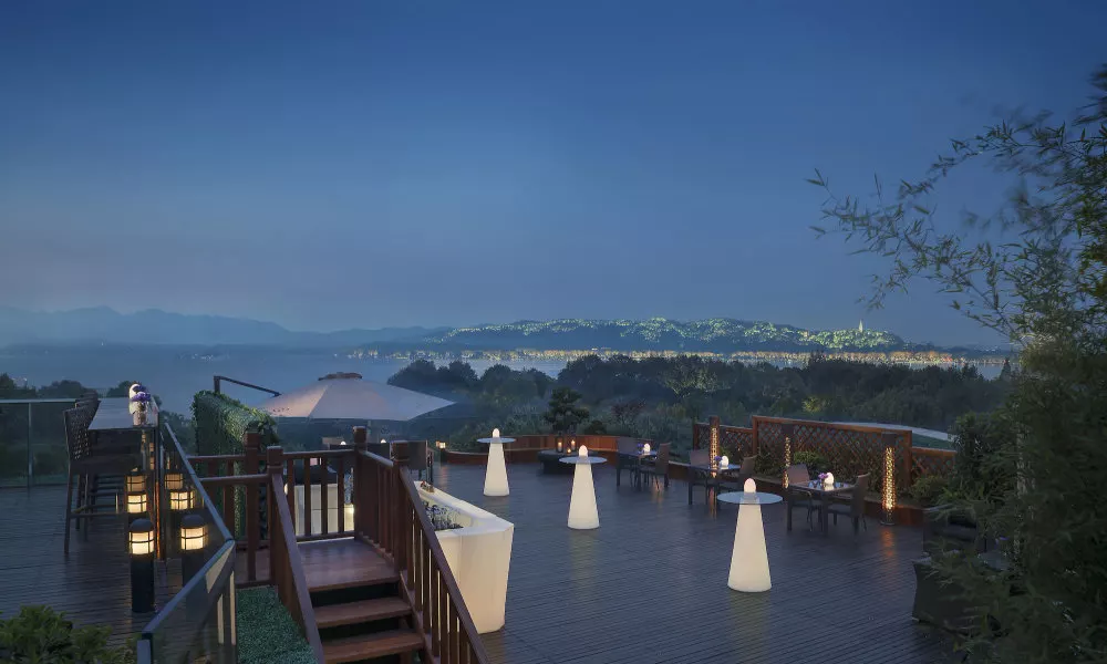 Sofitel Hangzhou Westlake - Few steps to West Lake, with panoramic lake view terrace, фото 5