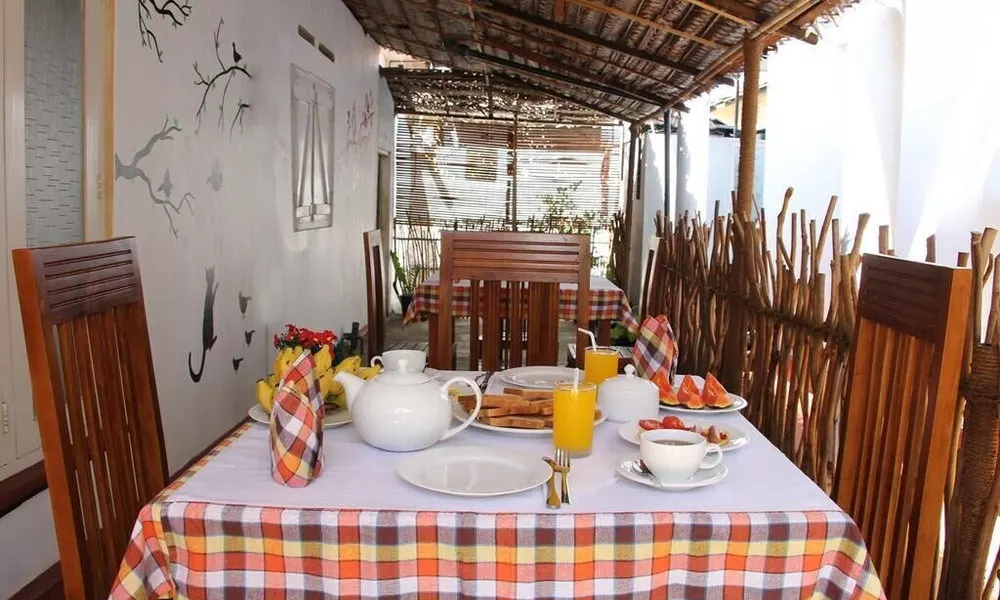 Fun whales Guest house and Hostel