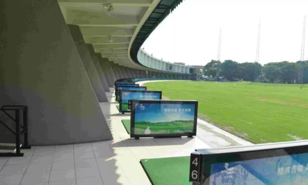 Longcheng Golf Hotel