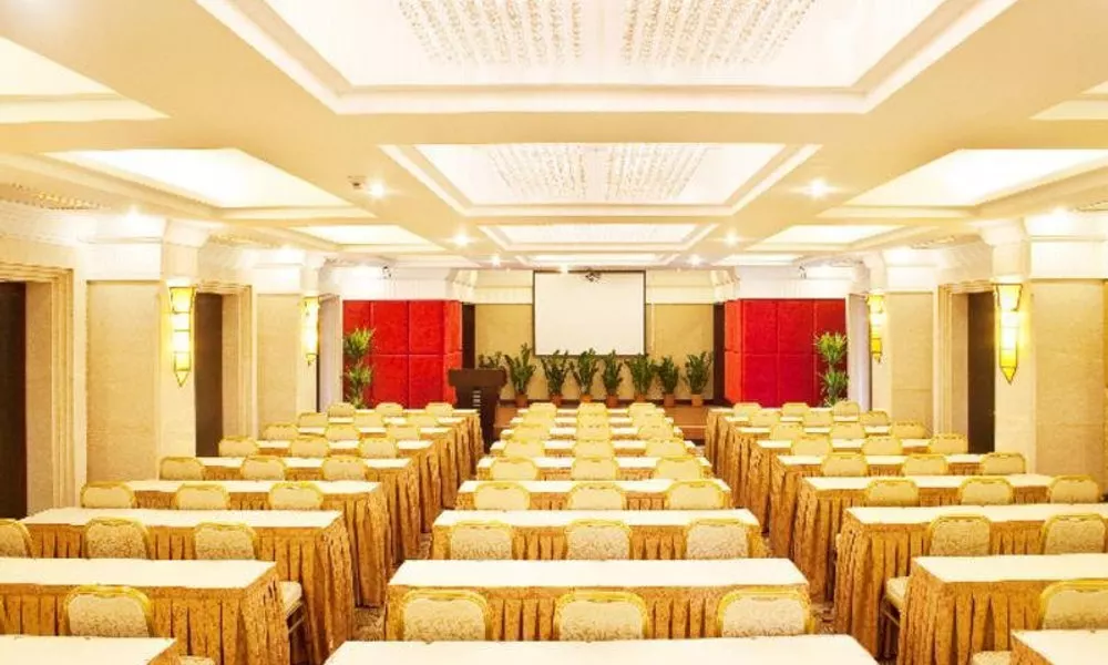 Longcheng Golf Hotel, фото 4