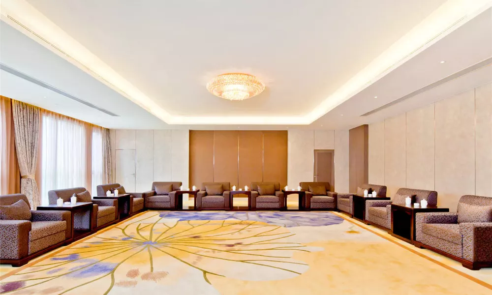 White Horse Lake Jianguo Hotel