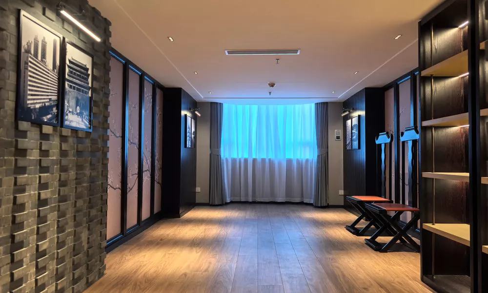 Jing Lun Hotel
