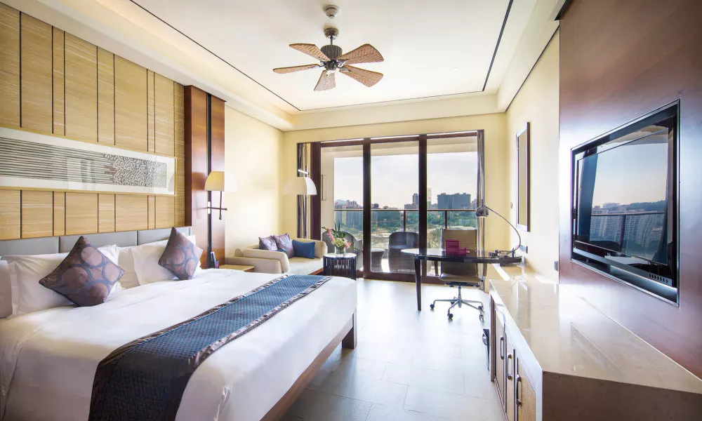 Crowne Plaza Sanya City Center by IHG, фото 3
