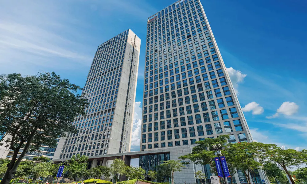 Poly World Trade Centre Apartment - YiCheng