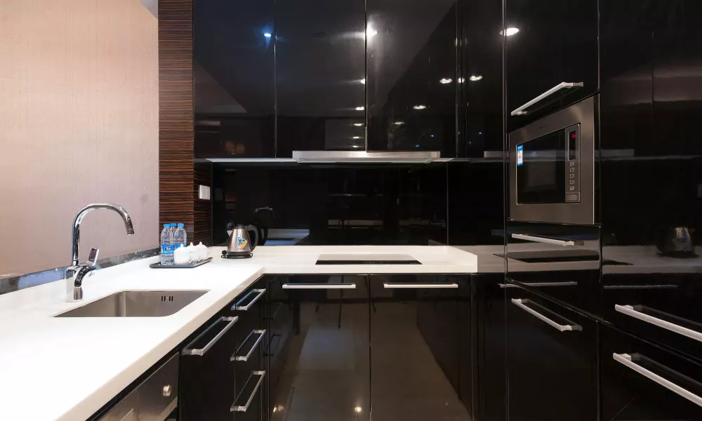 Poly World Trade Centre Apartment - YiCheng, фото 2