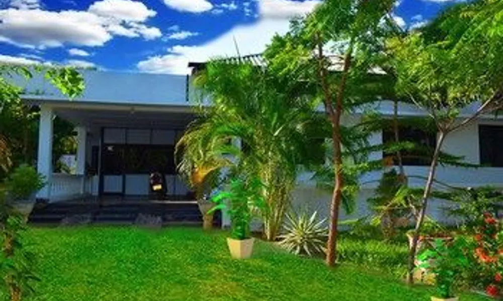 The White Bungalow, фото 2
