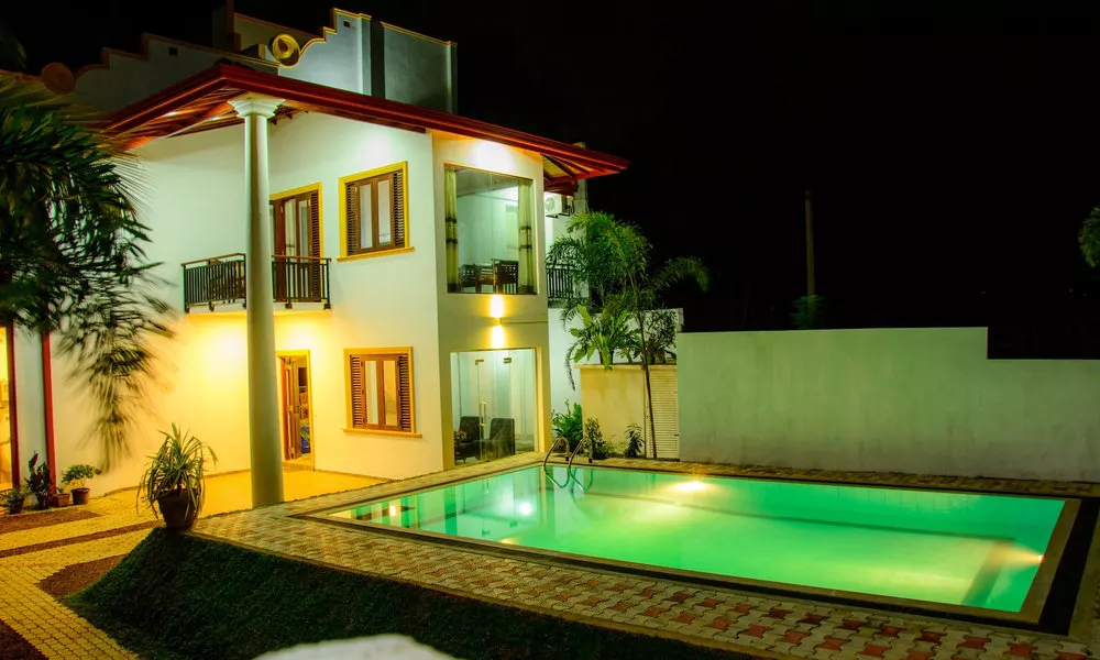 Villa White