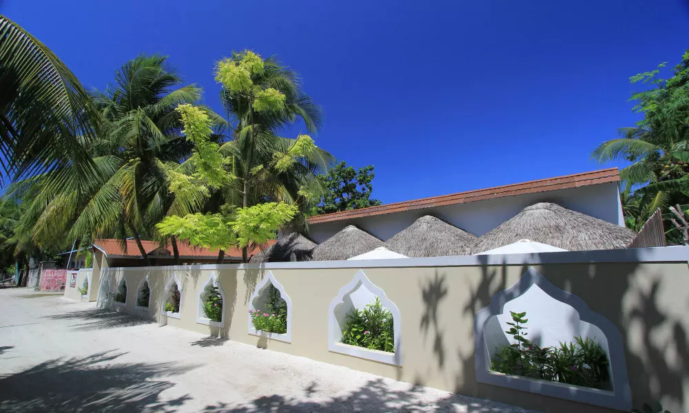 Local Island Inn, фото 4