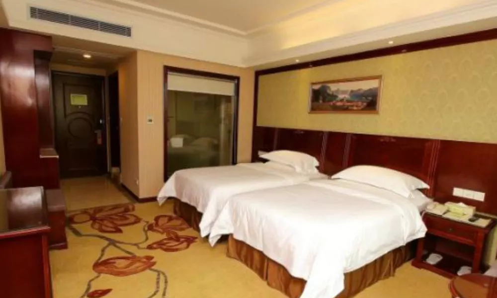 Vienna Hotel Shenzhen Hubei Station