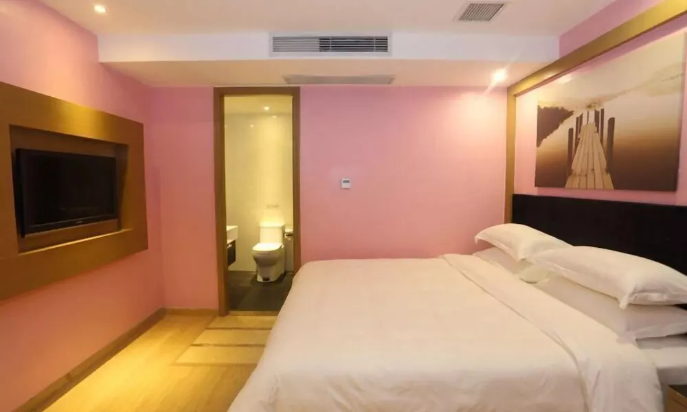 Colour Inn Shenzhen Chunfeng Branch, фото 2