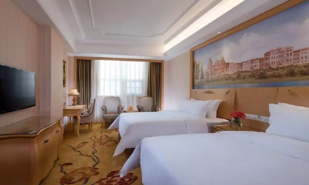 Vienna International Hotel Longhua, фото 2