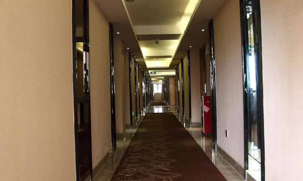 Super 8, фото 2