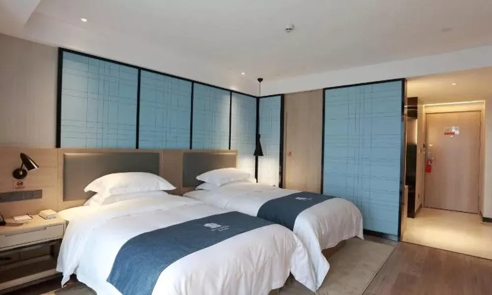 Echarm Hotel Chongqing West Station, фото 2