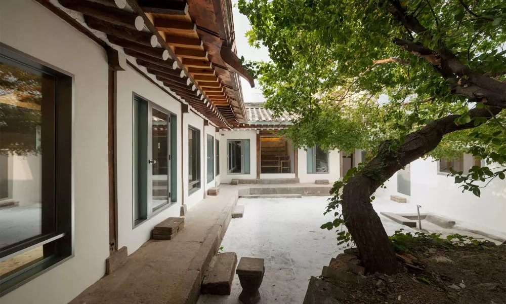 Hanok Residence Hotel Side