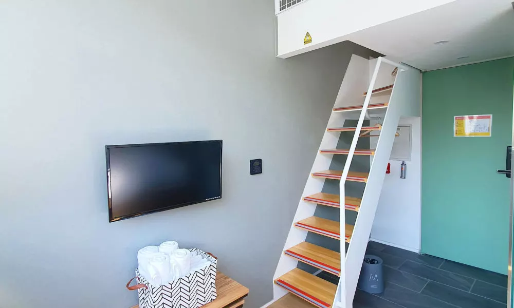 Yolo Guesthouse - Hostel, фото 2